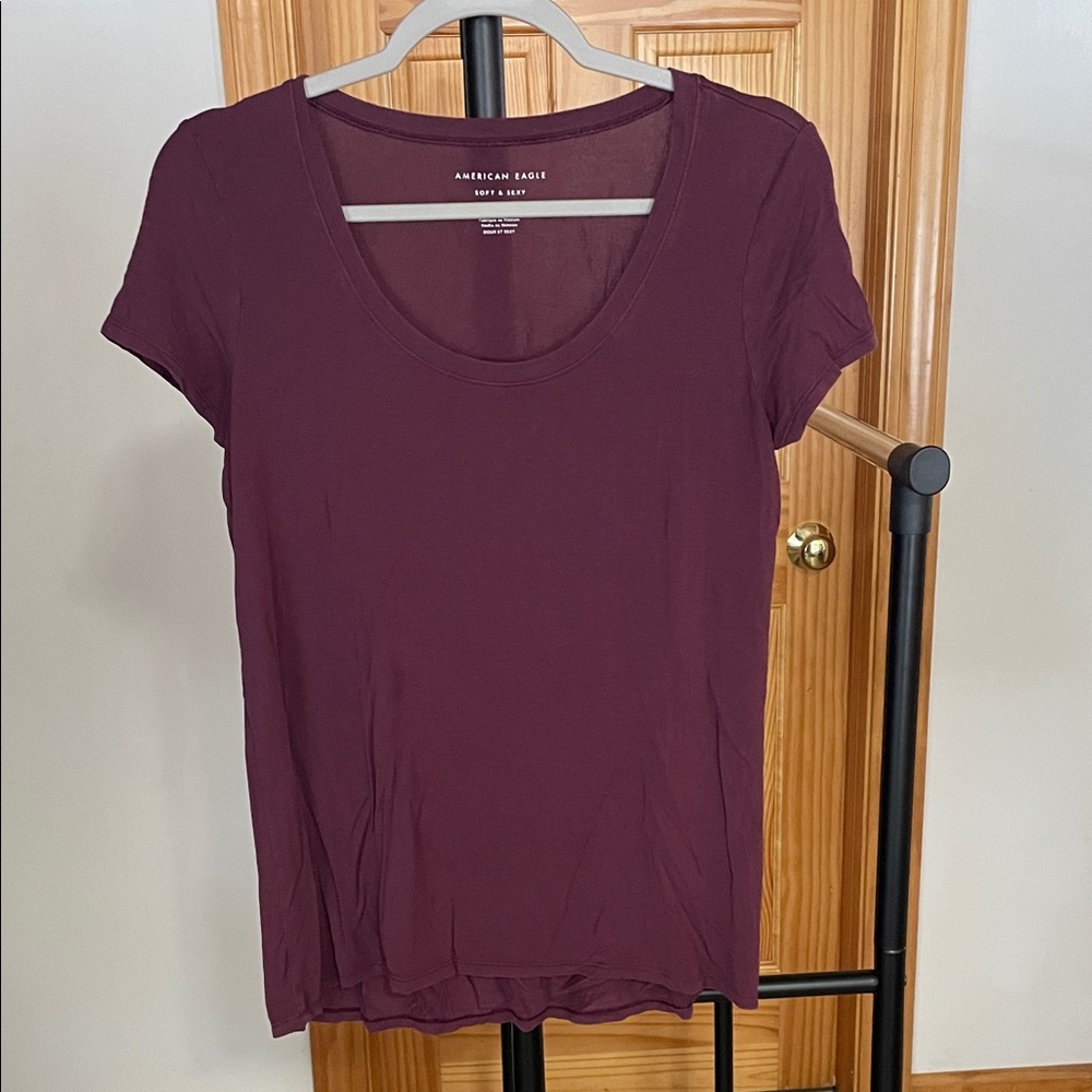 American Eagle Outfitters Women's maroon short sleeve shirt